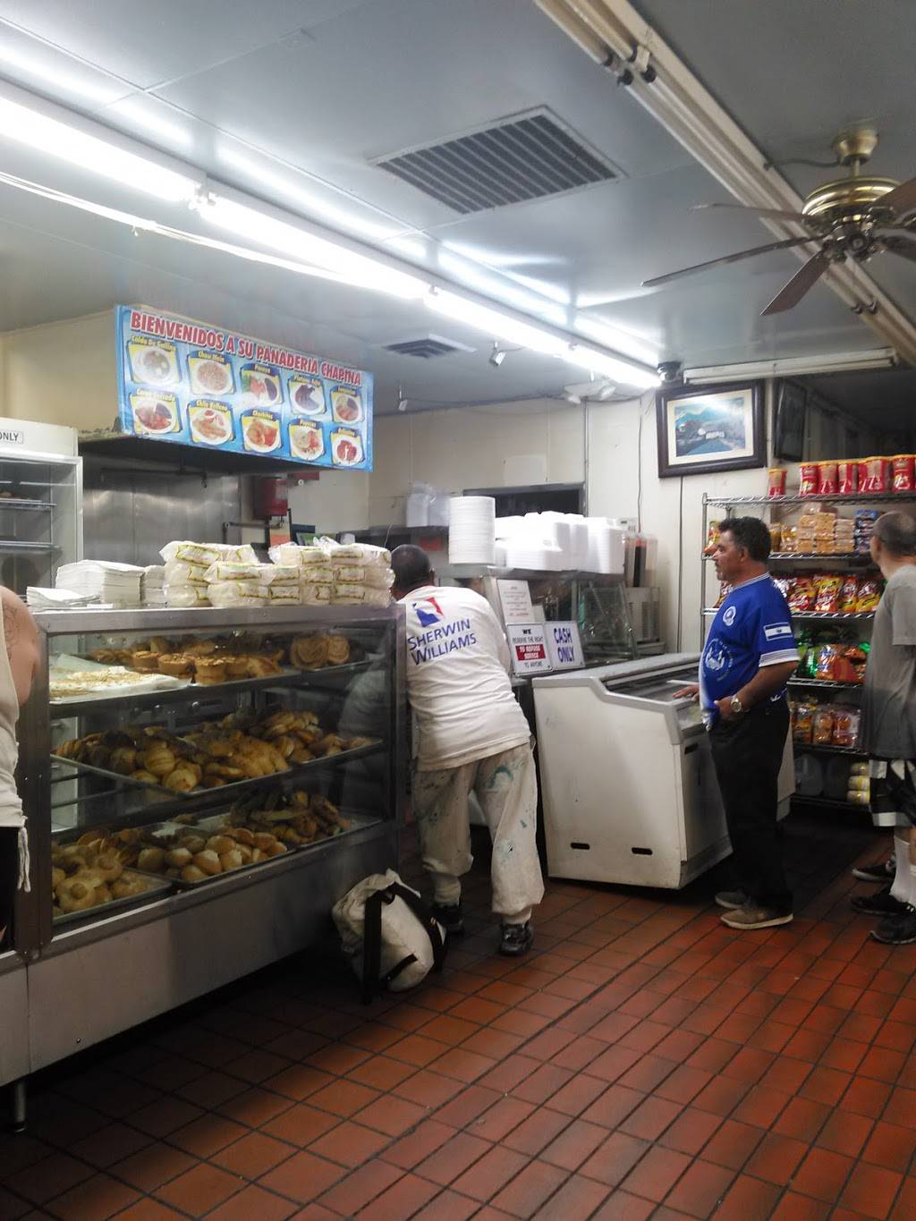 Panaderia La Chapina | restaurant | 2230 W Edinger Ave, Santa Ana, CA 92704, USA | 7144379492 OR +1 714-437-9492