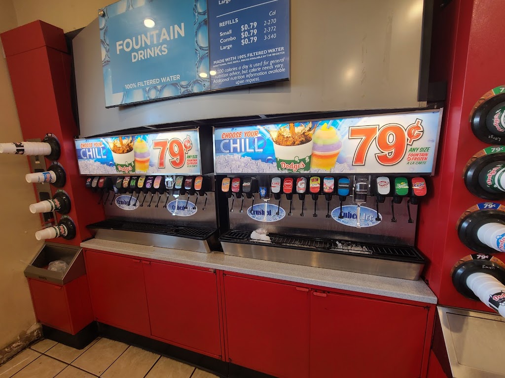 Dodges | restaurant | 4774 US-84, Vidalia, LA 71373, USA | 3183367401 OR +1 318-336-7401