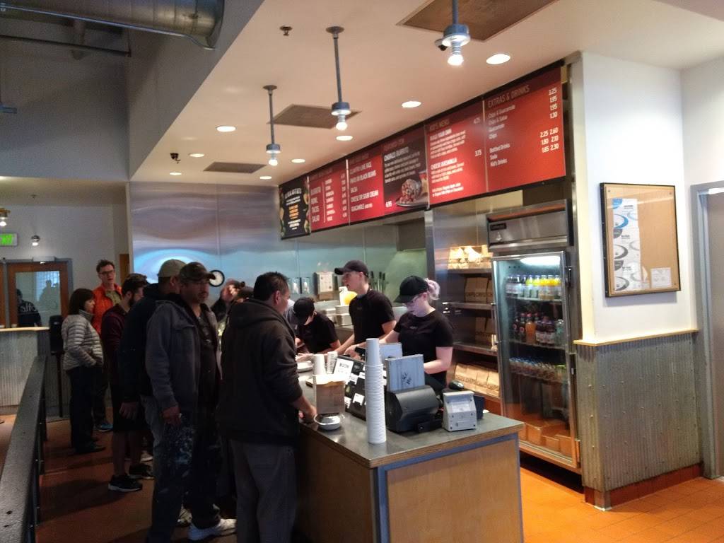 Chipotle Mexican Grill | restaurant | 867 Grand Ave, St Paul, MN 55105, USA | 6516020560 OR +1 651-602-0560