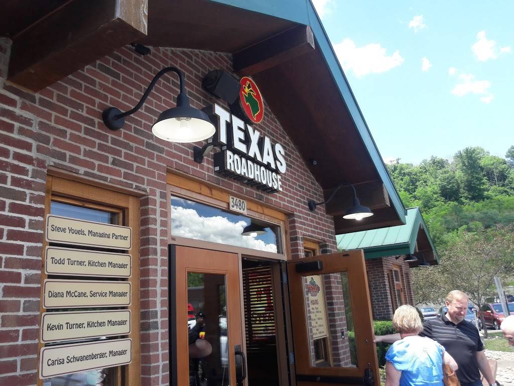 Texas Roadhouse | restaurant | 3480 Valley Plaza Pkwy, Fort Wright, KY 41017, USA | 8593441681 OR +1 859-344-1681