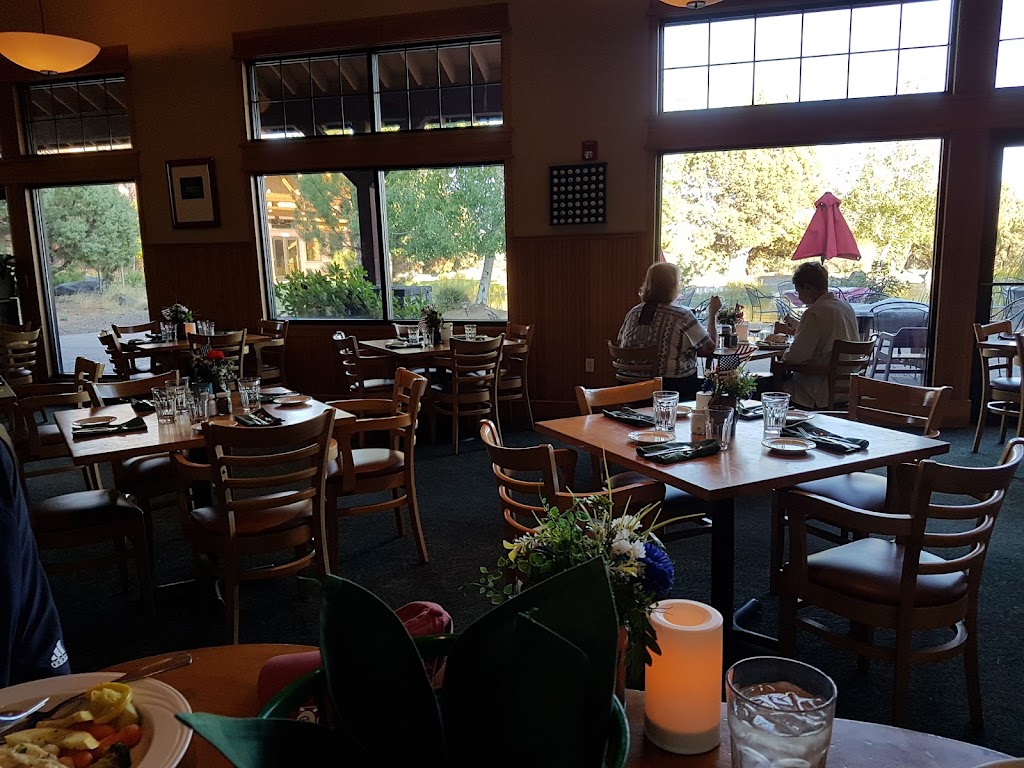 Niblick & Greenes | restaurant | 7535 Falcon Crest Dr #1, Redmond, OR 97756, USA | 5415484220 OR +1 541-548-4220