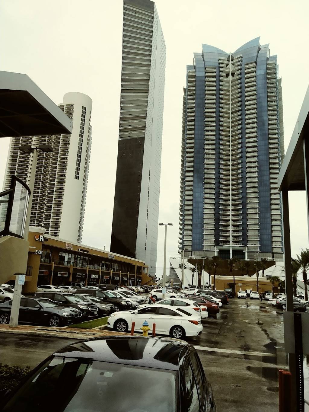 View Restaurant | restaurant | 17375 Collins Ave, Sunny Isles Beach, FL 33160, USA | 7865282500 OR +1 786-528-2500