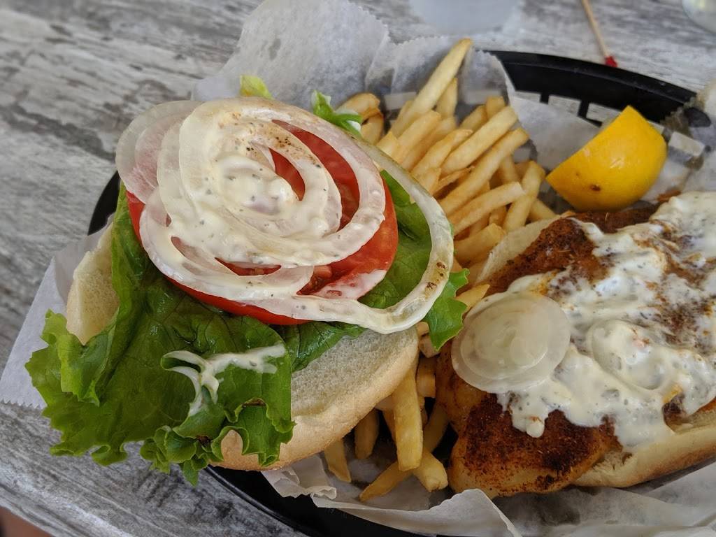 Buzzs Lighthouse Restaurant | restaurant | 9180 Gulf Shore Dr, Naples, FL 34108, USA | 2395972551 OR +1 239-597-2551