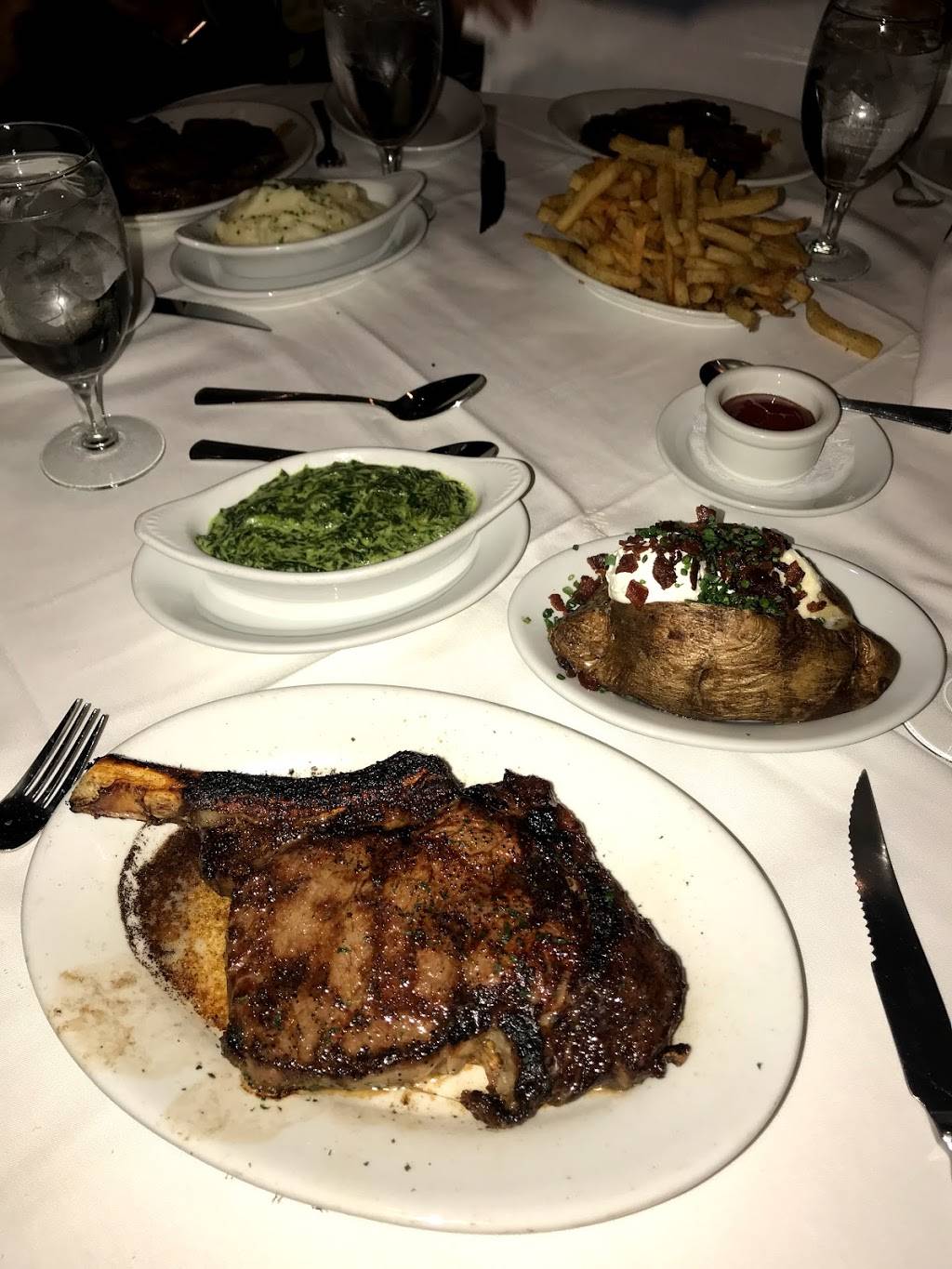 Mariscos El Camaron Loco | restaurant | 1180 S Bristol St, Santa Ana, CA 92704, USA | 7145492505 OR +1 714-549-2505