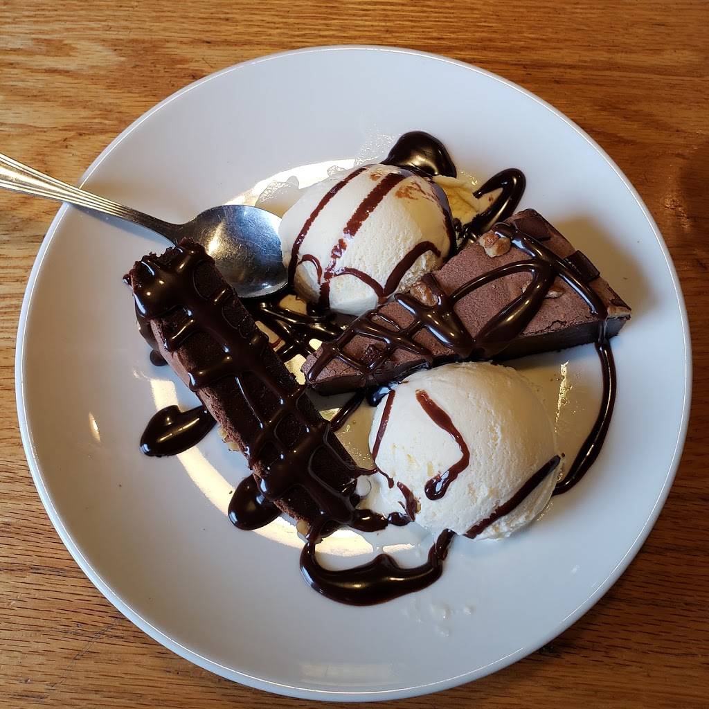 Applebees Grill + Bar | restaurant | 3805 41st Ave Dr, Moline, IL 61265, USA | 3097979232 OR +1 309-797-9232