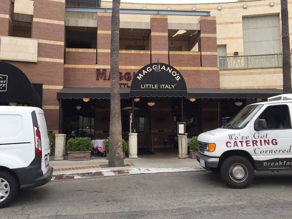 Maggianos Little Italy | restaurant | 6100 Topanga Canyon Blvd, Woodland Hills, CA 91367, USA | 8188873777 OR +1 818-887-3777