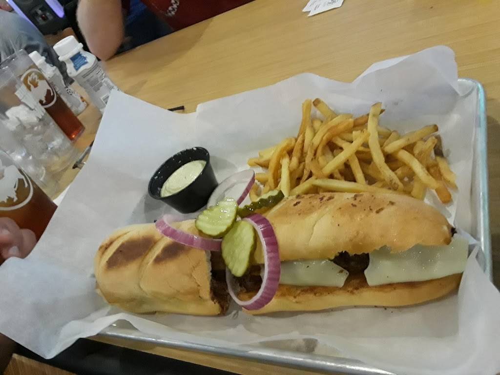 Buffalo Wild Wings | meal takeaway | 2870 Florence Blvd, Florence, AL 35630, USA | 2567408464 OR +1 256-740-8464