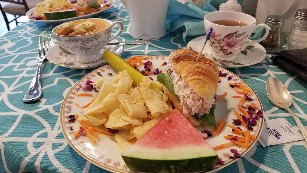 Teapots & Treasures Cafe & Curiosities | restaurant | 14137 U.S. Hwy 1, Juno Beach, FL 33408, USA | 5618810447 OR +1 561-881-0447