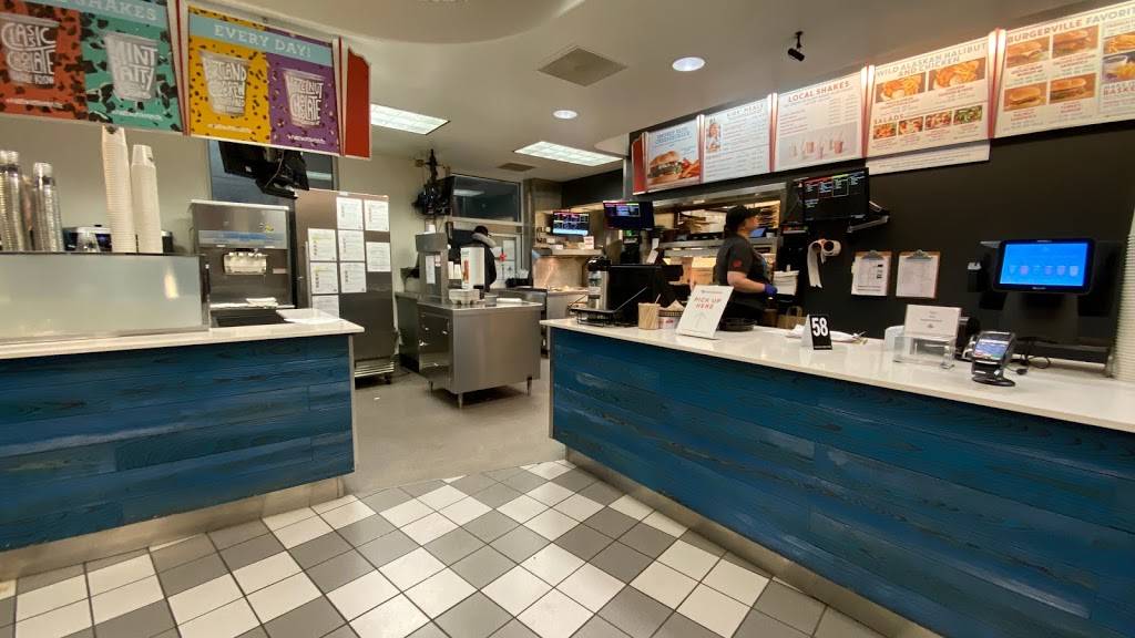 Burgerville | meal takeaway | 1135 NE Martin Luther King Jr Blvd, Portland, OR 97232, USA | 5032356858 OR +1 503-235-6858