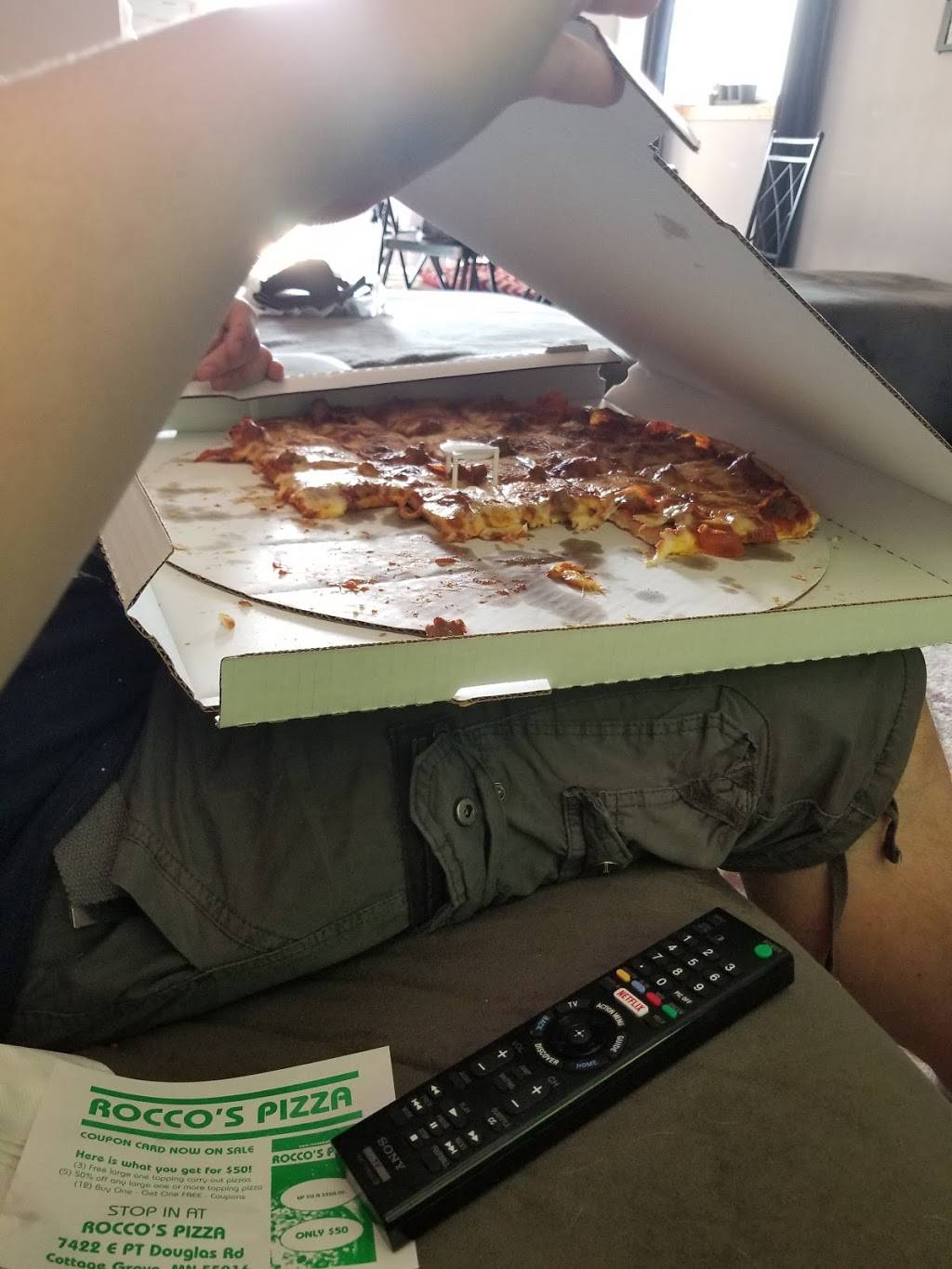 Roccos Pizza | meal delivery | 7422 E Point Douglas Rd S #3025, Cottage Grove, MN 55016, USA | 6514595575 OR +1 651-459-5575