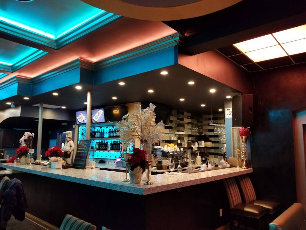 Hat Ngo Bistro | restaurant | 10742 Westminster Ave, Garden Grove, CA 92843, USA | 7144626018 OR +1 714-462-6018