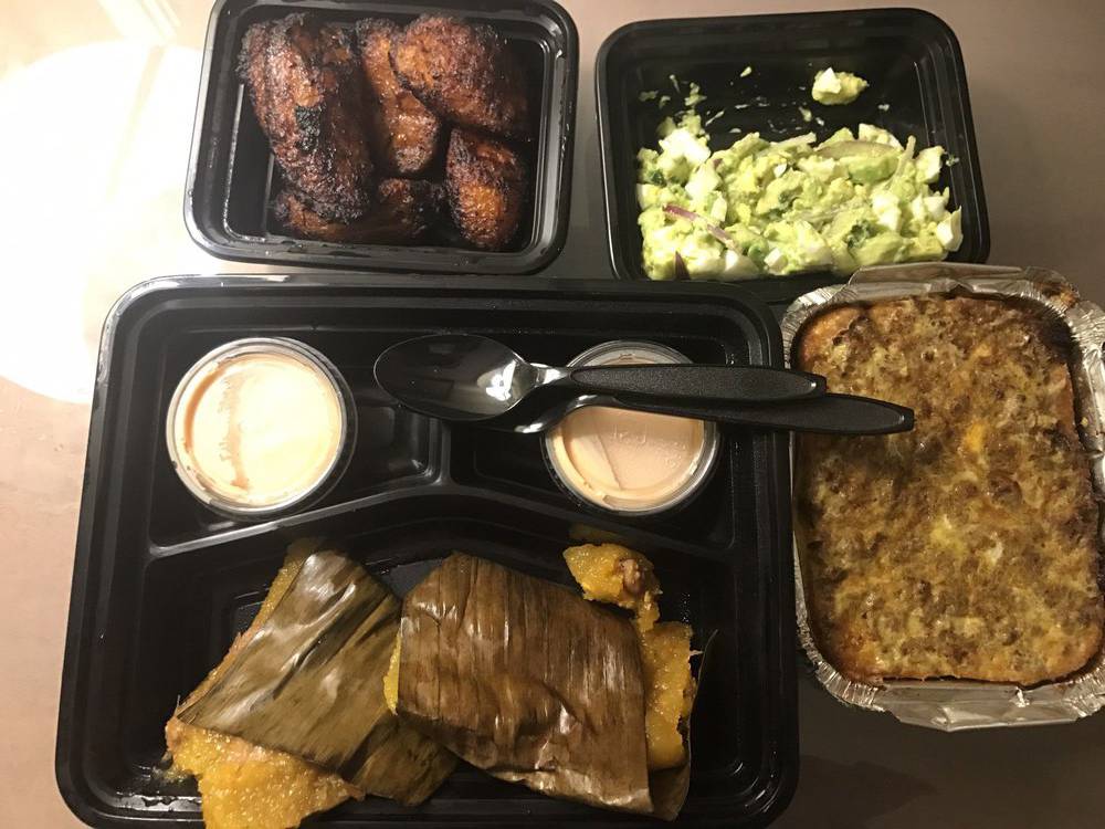 Bennys On-The-Go | restaurant | Inside Hollister Kitchen, 780 Hollister St Unit 22, San Diego, CA 92154, USA | 6194931156 OR +1 619-493-1156