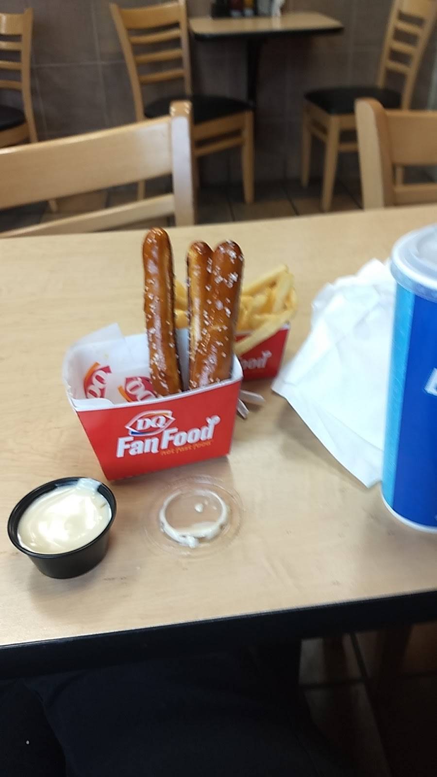 Dairy Queen Grill & Chill | restaurant | 601 E Young Ave, Warrensburg, MO 64093, USA | 6606280429 OR +1 660-628-0429