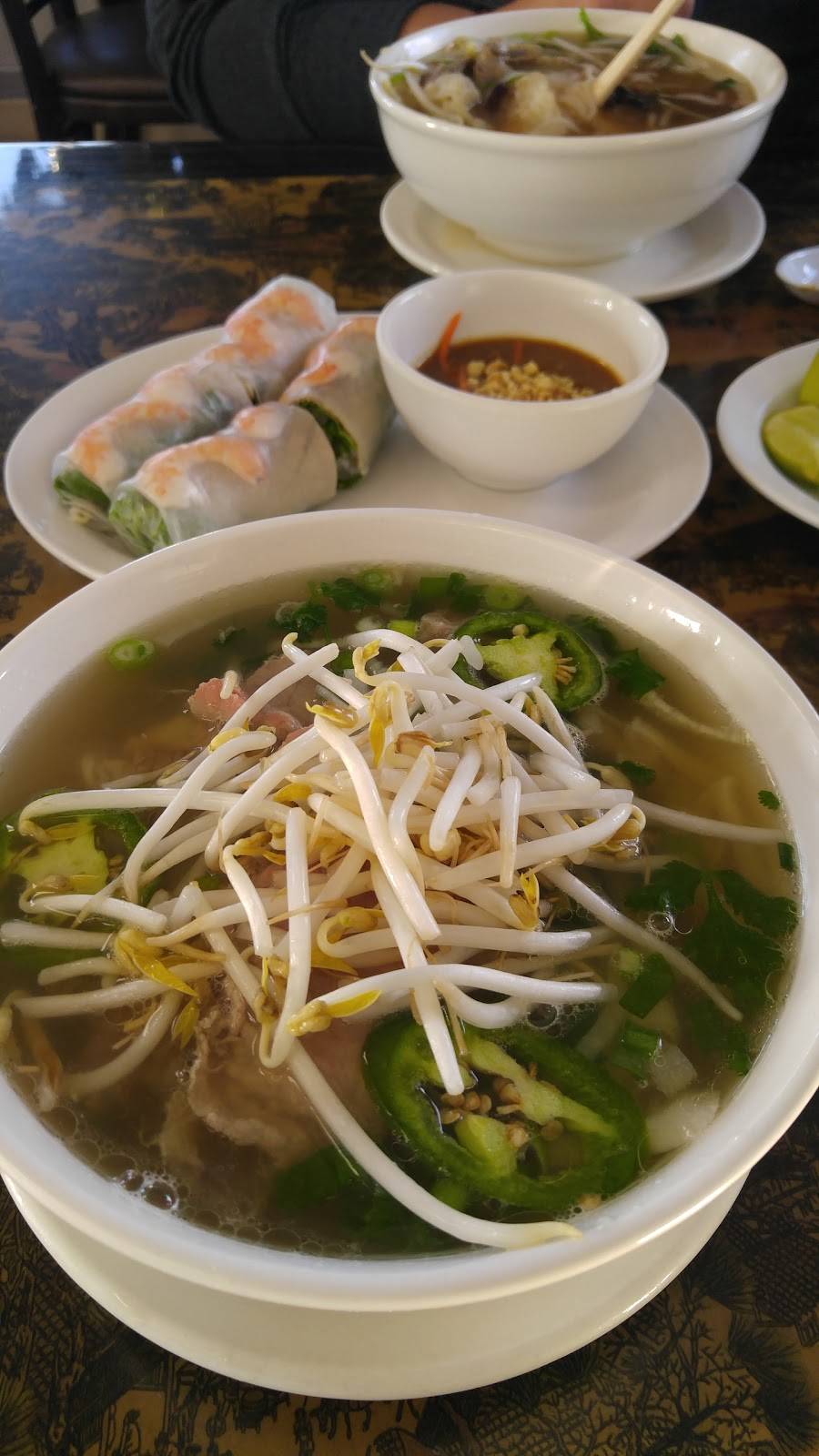 Pho Nam Cali | restaurant | 2344 E 8th St, National City, CA 91950, USA | 6192074494 OR +1 619-207-4494