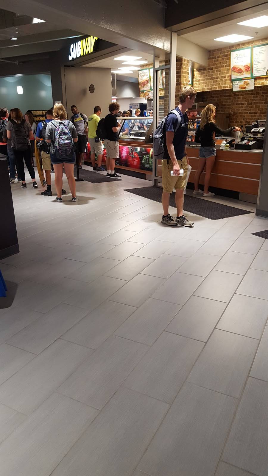 Subway | restaurant | 1 Campus Dr, Allendale, MI 49401, USA | 6163313127 OR +1 616-331-3127