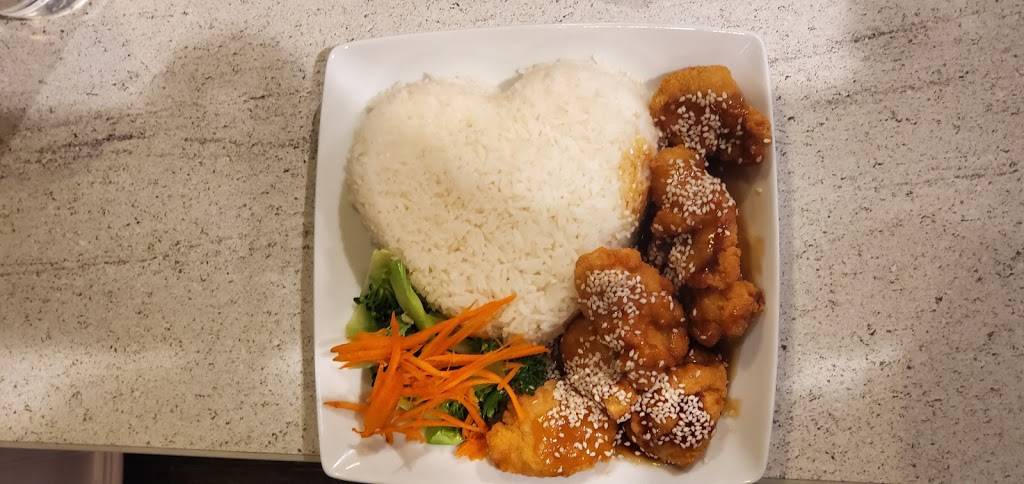 Samui Thai & Chinese Restaurant | restaurant | 3111 NW 12th St suite c, Lincoln, NE 68521, USA | 4024415777 OR +1 402-441-5777