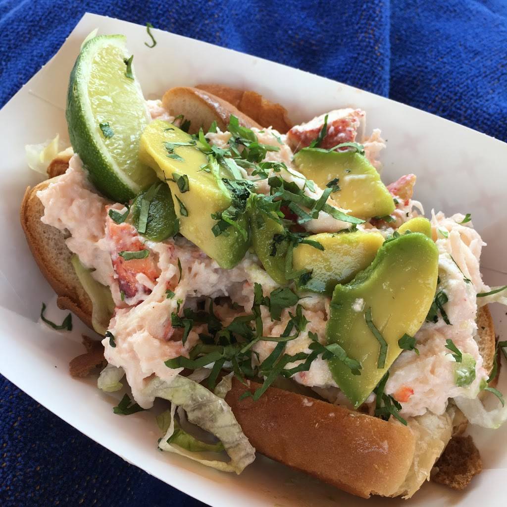 Lido Beach Restaurant | restaurant | 400 Benjamin Franklin Dr, Sarasota, FL 34236, USA | 9413880400 OR +1 941-388-0400