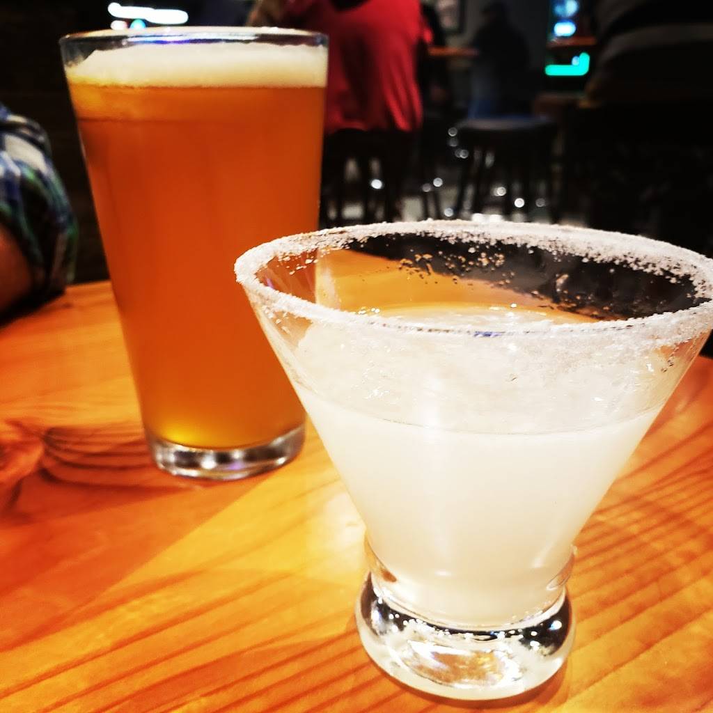 Ickabods Bar & Grill | restaurant | 12475 SW 1st St, Beaverton, OR 97005, USA | 5036460222 OR +1 503-646-0222