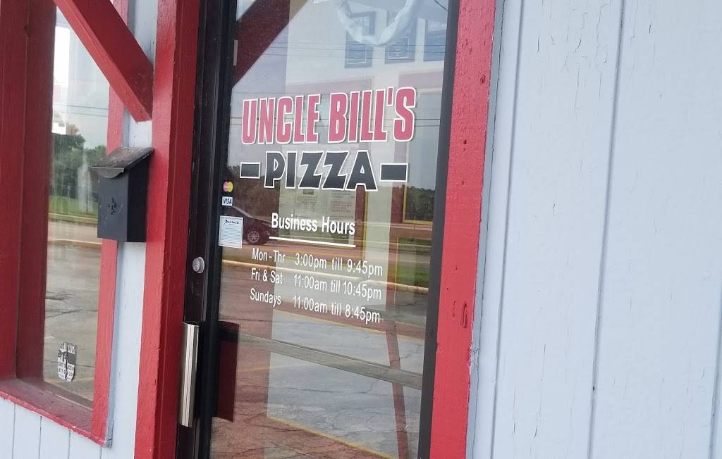 Uncle Bills Pizza | restaurant | 3610 West Locust St, Davenport, IA 52804, USA | 5633888077 OR +1 563-388-8077