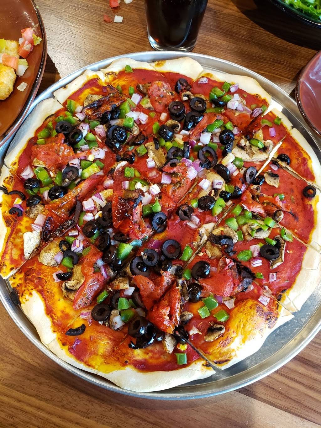 G5 Brewing Company | restaurant | 1895 Gateway Blvd, Beloit, WI 53511, USA | 6083687492 OR +1 608-368-7492