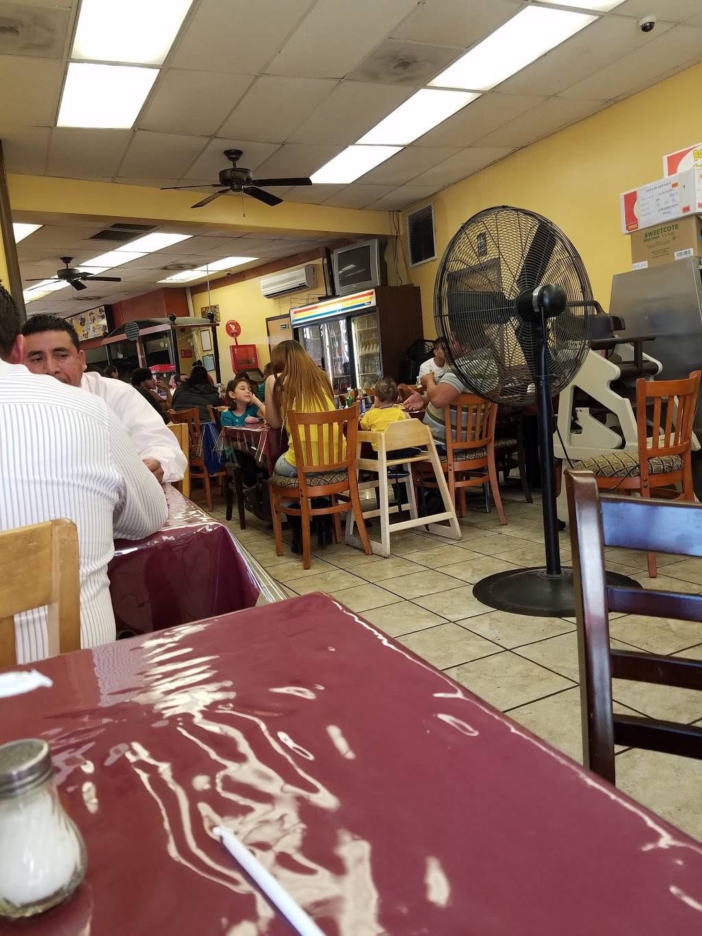 El Dorado Restaurant | restaurant | 2200 University Blvd E, Adelphi, MD 20783, USA | 3014451274 OR +1 301-445-1274