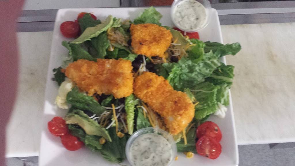 Bottoms Up Bar and Grill | restaurant | 304 Poplar St, Hanover, PA 17331, USA | 7177973096 OR +1 717-797-3096