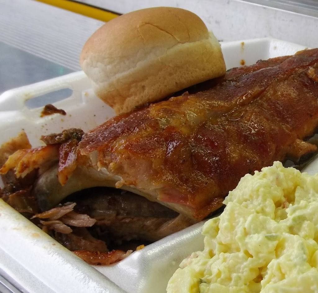 Abigails BBQ | restaurant | 8014 W Andrew Johnson Hwy, Mosheim, TN 37818, USA | 4234704192 OR +1 423-470-4192