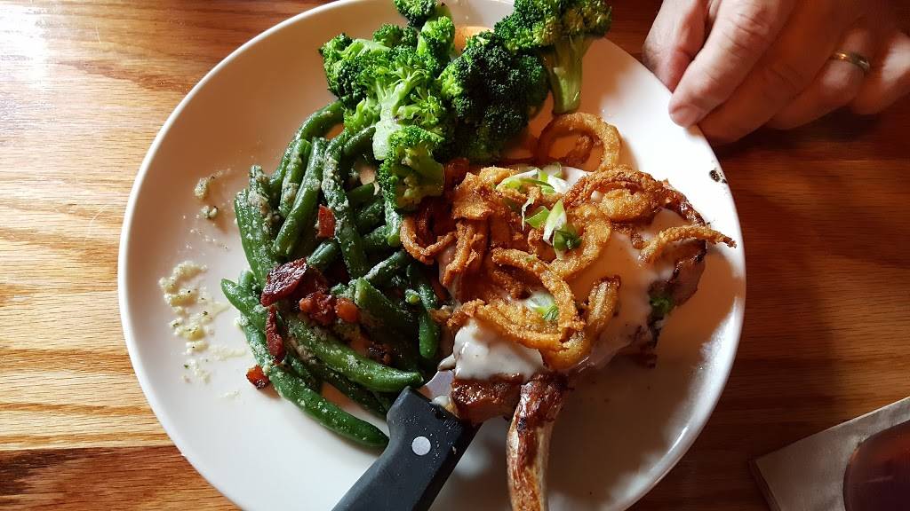 Applebees Grill + Bar | restaurant | 2912 Knoxville Center Dr, Knoxville, TN 37924, USA | 8655232600 OR +1 865-523-2600