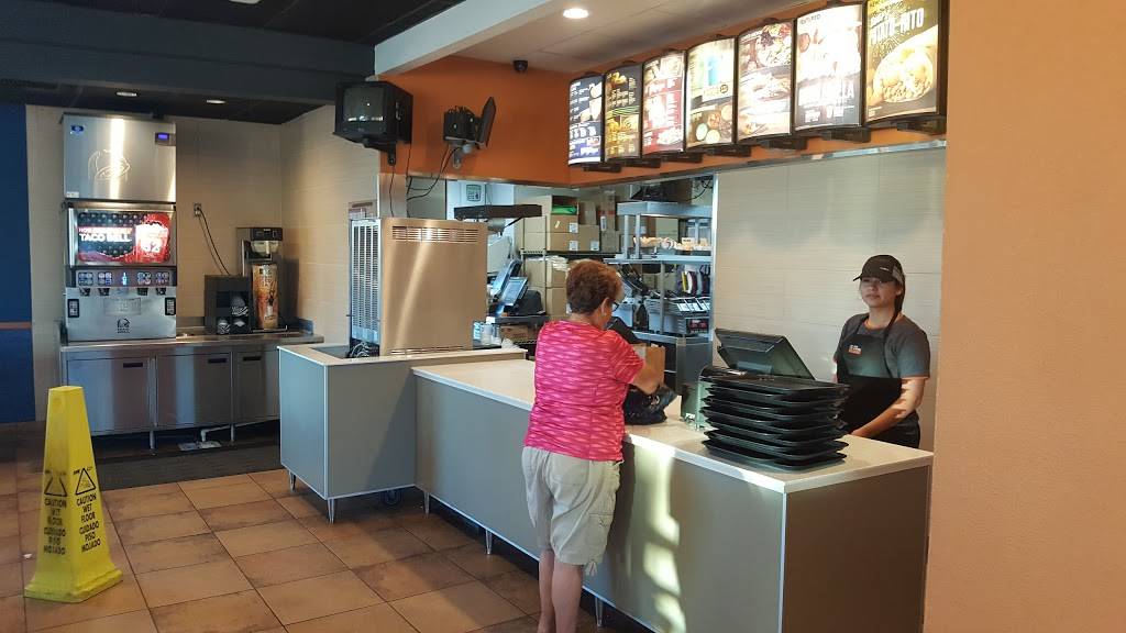 Taco Bell | meal takeaway | 1686 E Manning Ave, Reedley, CA 93654, USA | 5596430190 OR +1 559-643-0190