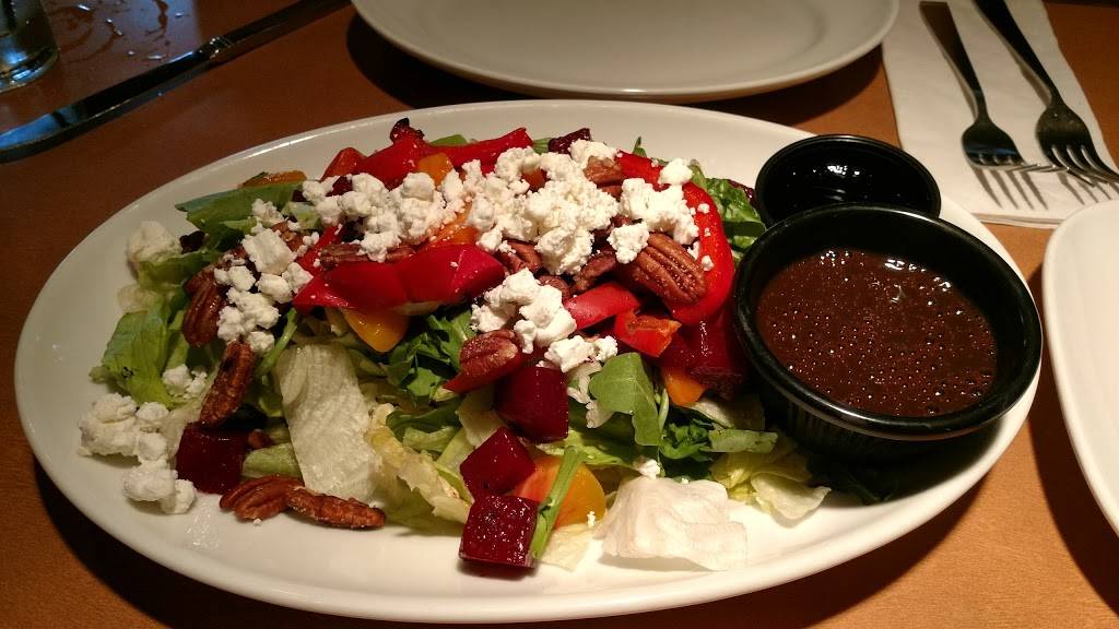 Boston Pizza | restaurant | 721 Ottawa St S Unit 2, Kitchener, ON N2E 3H5, Canada | 5197498800 OR +1 519-749-8800