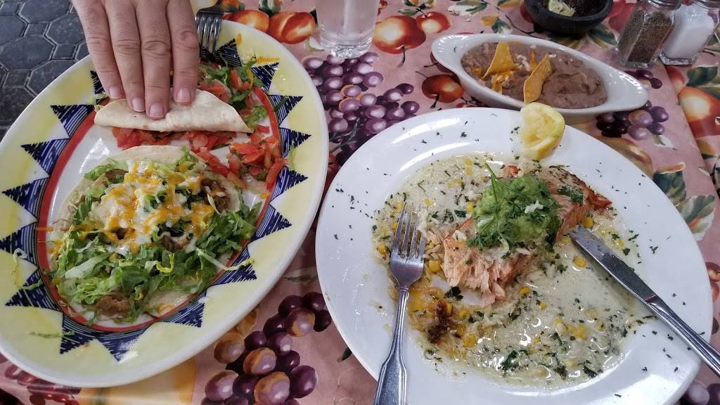 Whole Enchilada Restaurant | restaurant | 7902 CA-1, Moss Landing, CA 95039, USA | 8316333038 OR +1 831-633-3038