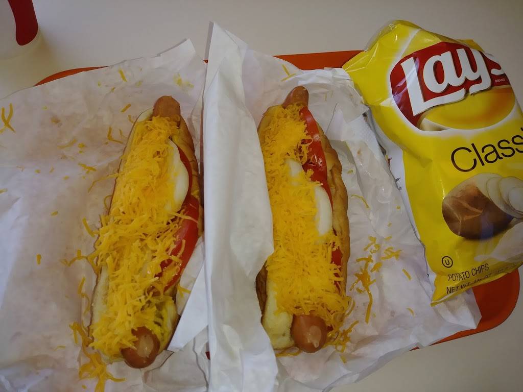 Caspers Hot Dogs - Dublin | restaurant | 6998 Village Pkwy, Dublin, CA 94568, USA | 9258282224 OR +1 925-828-2224