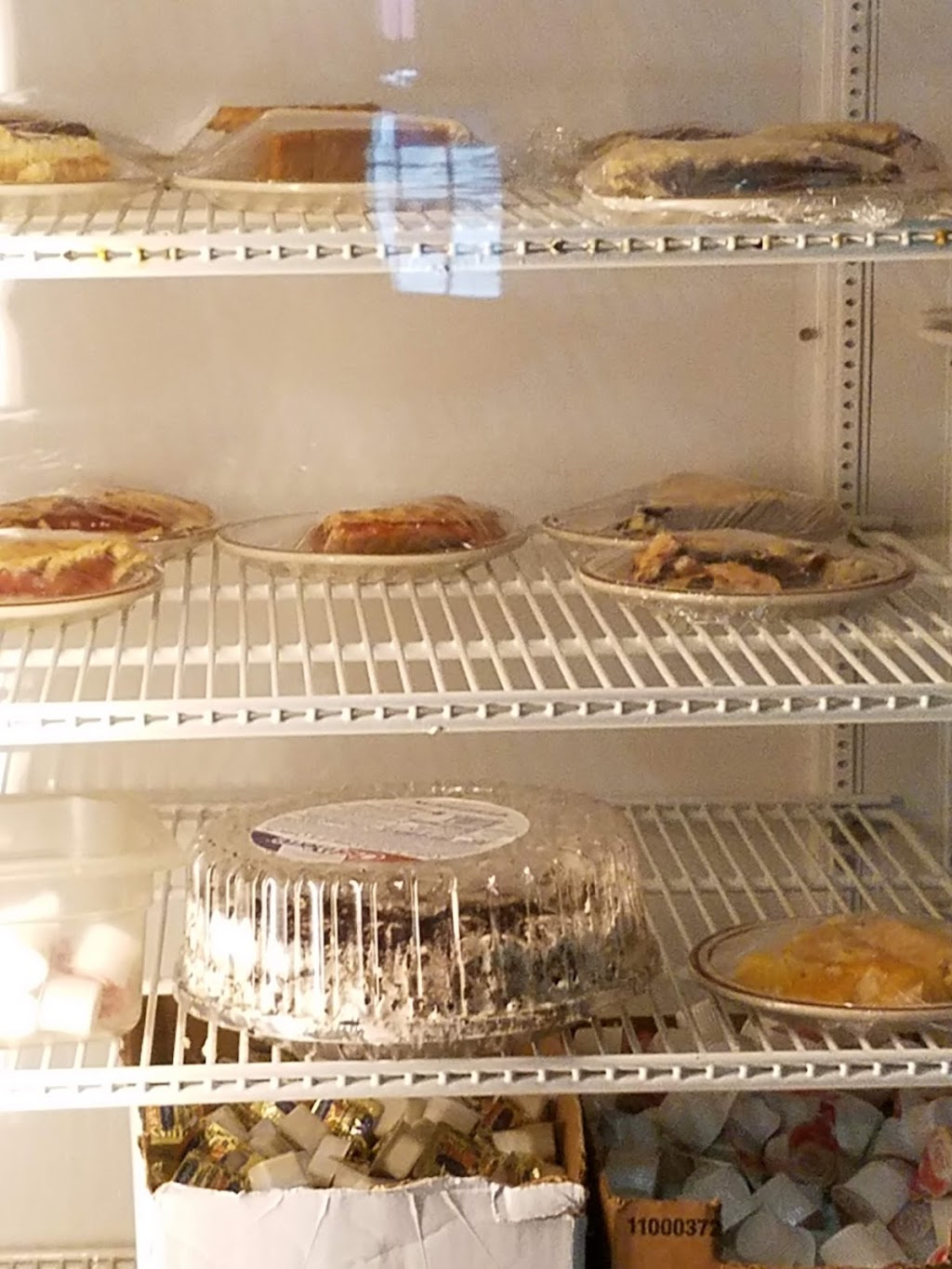 Kim’s Family Restaurant | restaurant | 302 B St, Glendo, WY 82213, USA | 3077354616 OR +1 307-735-4616