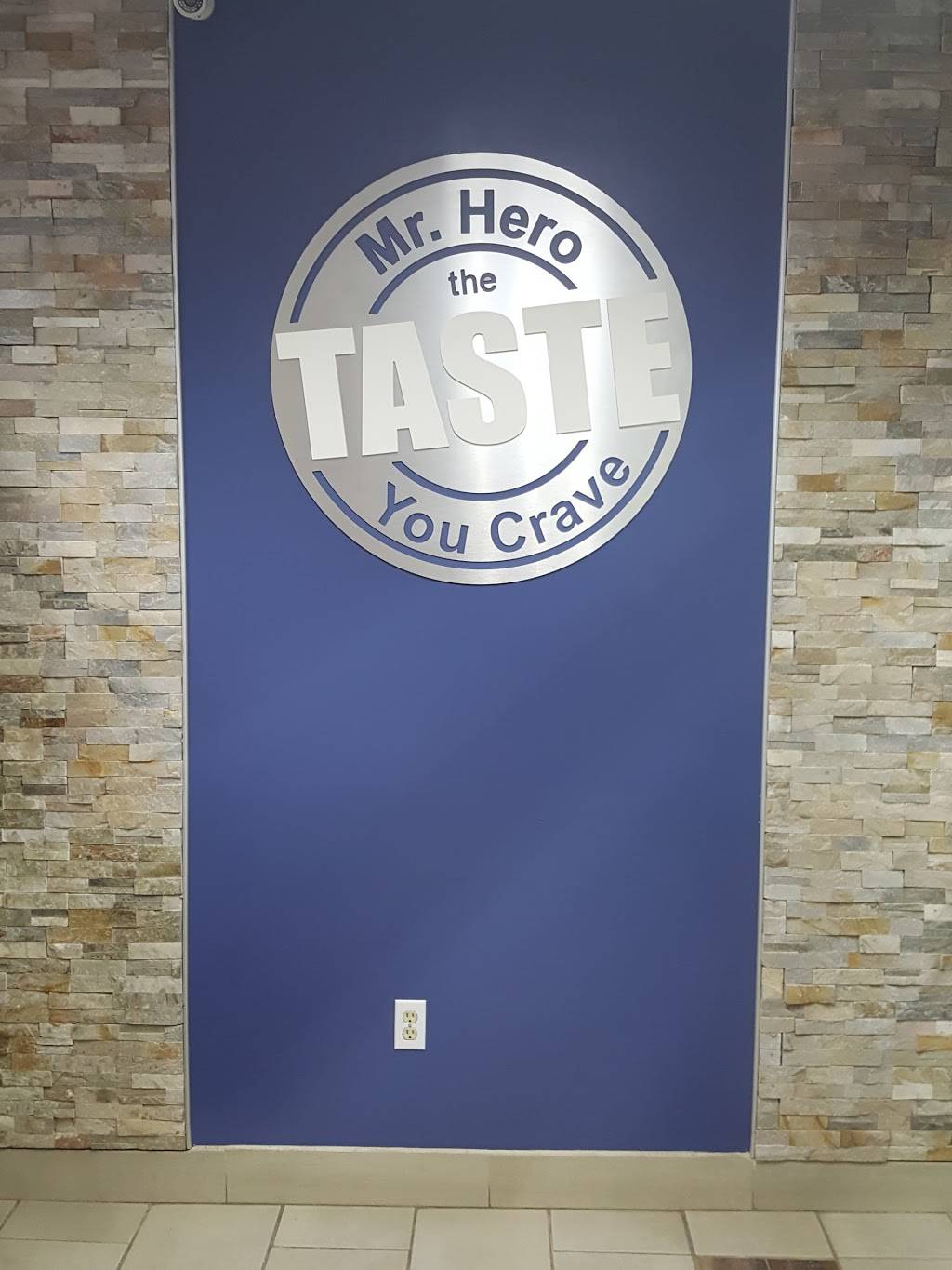 Mr. Hero | meal takeaway | 7 W Grand St, Berea, OH 44017, USA | 4402438686 OR +1 440-243-8686