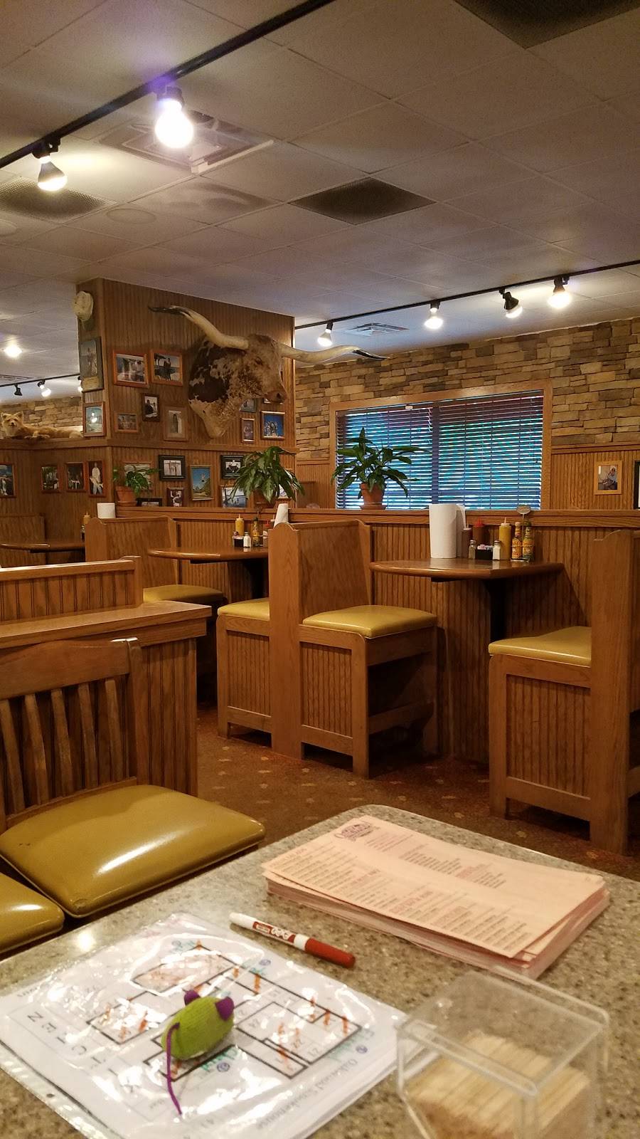 Oakwood Smokehouse & Grill | restaurant | 230 Citrus Tower Blvd, Clermont, FL 34711, USA | 3523940036 OR +1 352-394-0036