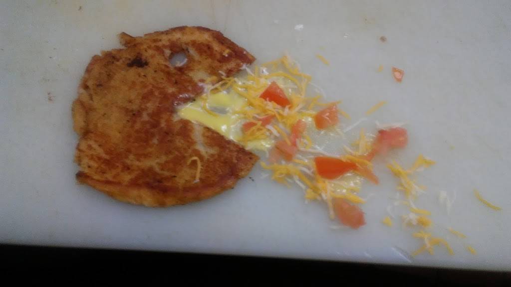 Mccritters | restaurant | 2801 Court St, Pekin, IL 61554, USA | 3096426556 OR +1 309-642-6556