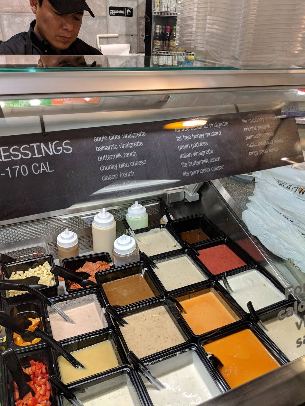 Saladworks | restaurant | 1625 Market St #204, Philadelphia, PA 19103, USA | 2159639099 OR +1 215-963-9099