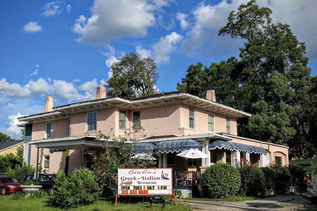 Giulios Greek & Italian Restaurant | restaurant | 105 E Ann St, Valdosta, GA 31601, USA | 2293330929 OR +1 229-333-0929