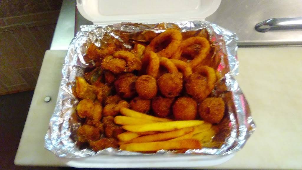 Bris American Caribbean Seafood | restaurant | 4544 E 131st St, Garfield Heights, OH 44105, USA | 2169386079 OR +1 216-938-6079