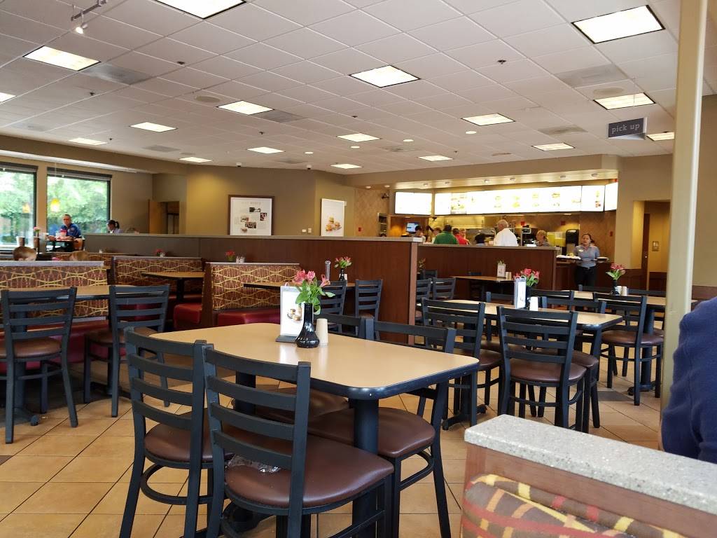 Chick-fil-A | restaurant | 6085 North Point Pkwy, Alpharetta, GA 30022, USA | 7706678080 OR +1 770-667-8080