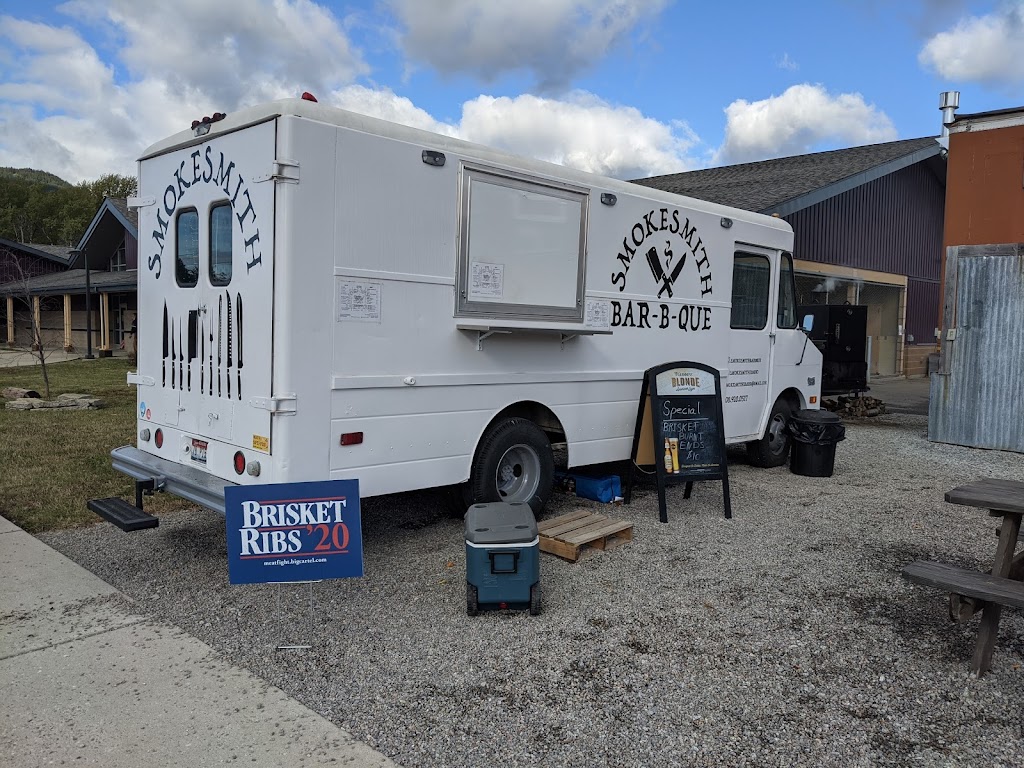 Smokesmith Bar-B-Que | restaurant | 102 S Boyer Ave, Sandpoint, ID 83864, USA | 2089200517 OR +1 208-920-0517