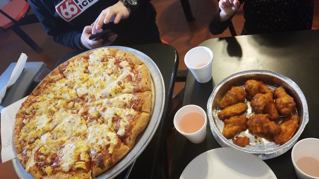 5 Buck Pizza | restaurant | 635 N Main St, Fillmore, UT 84631, USA | 4357435285 OR +1 435-743-5285