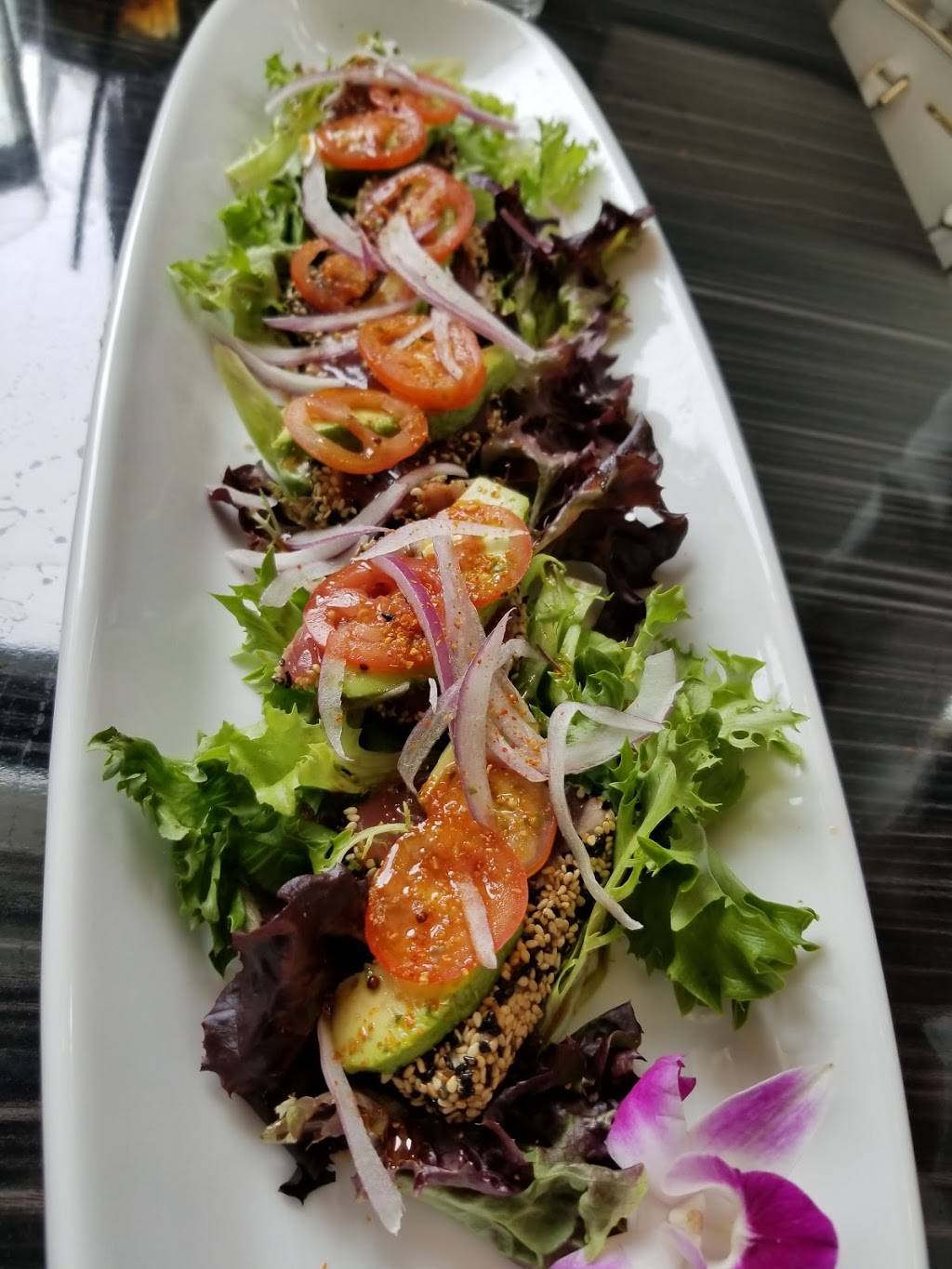 Kitaro Surf & Turf & Sushi | restaurant | 9625 Calumet Ave suite a, Munster, IN 46321, USA | 2193015090 OR +1 219-301-5090