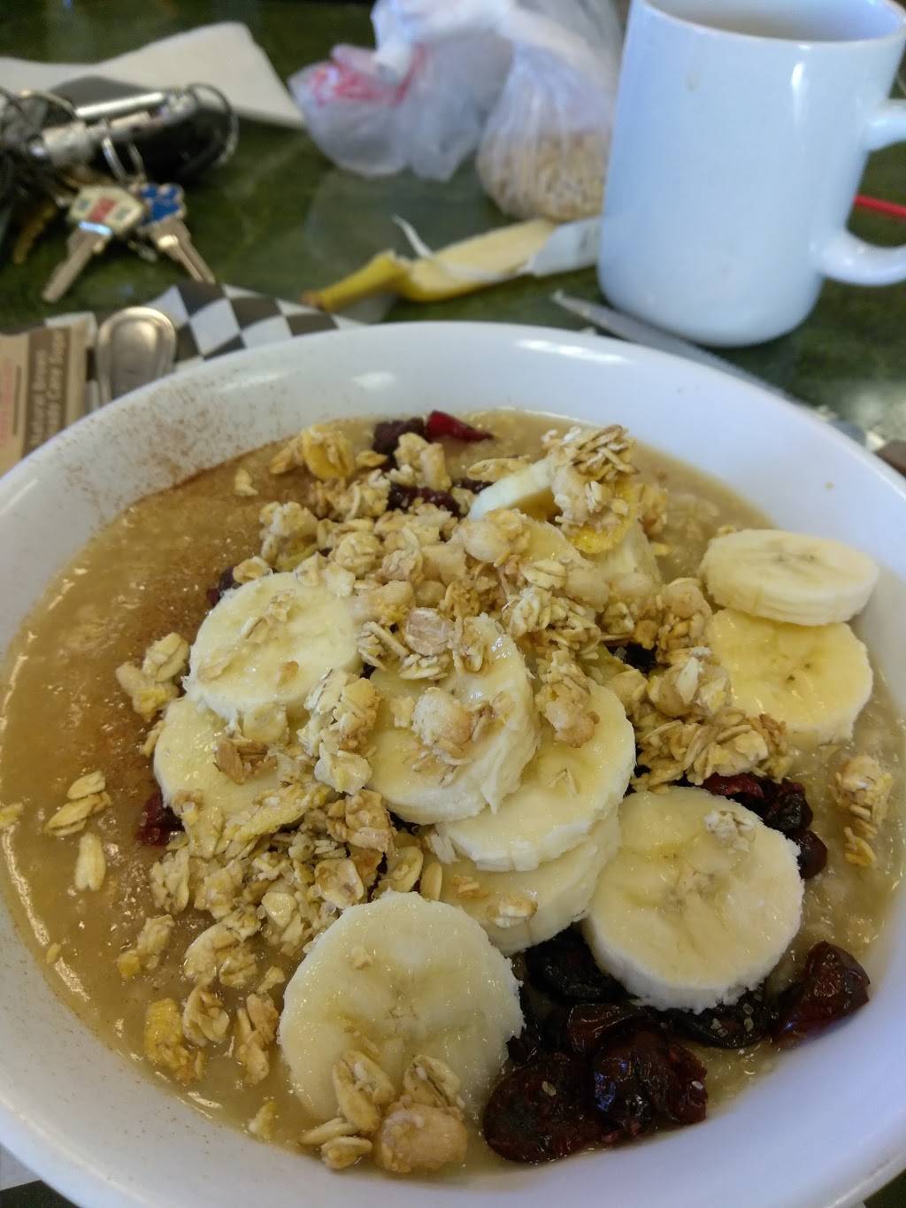 Dukes Burgers | restaurant | 7351 Warner Ave, Huntington Beach, CA 92647, USA | 7148421551 OR +1 714-842-1551