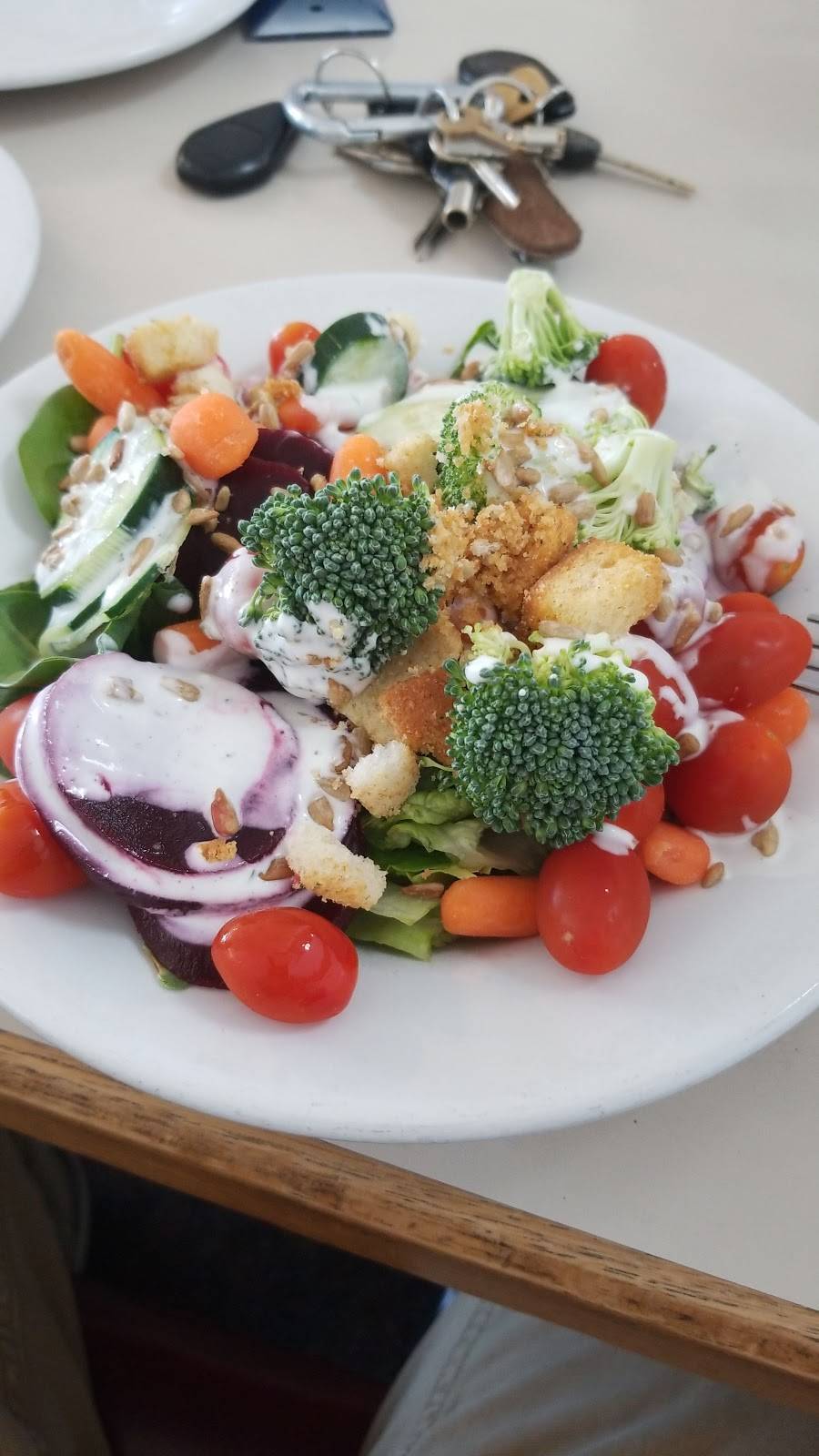 Round Table Pizza | meal delivery | 8755 Sierra College Blvd, Roseville, CA 95661, USA | 9167917288 OR +1 916-791-7288