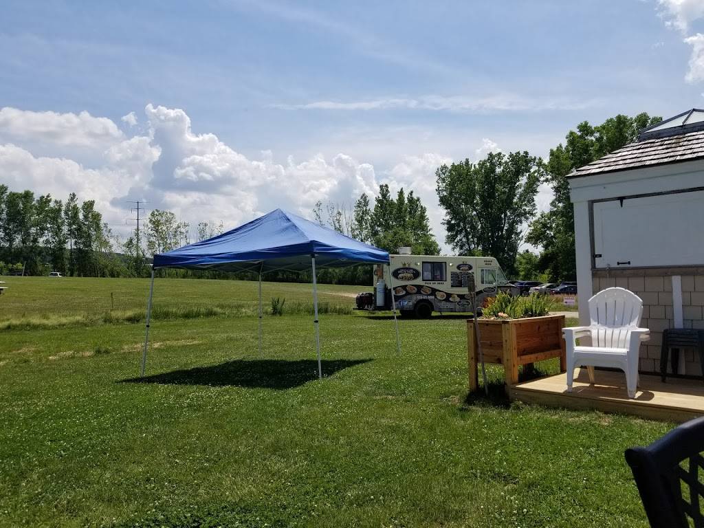 LedgeStone Vineyards | meal takeaway | 6381 WI-57, Greenleaf, WI 54126, USA | 9205324384 OR +1 920-532-4384