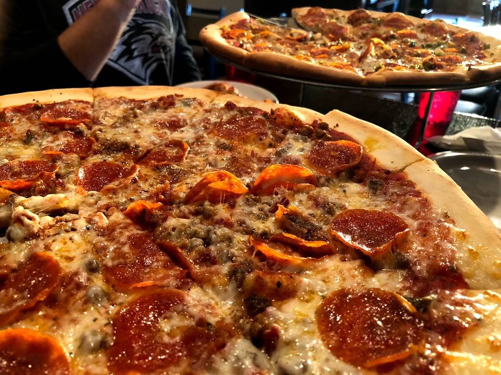 Don Carmelos Pizzeria | restaurant | 10821 Prairie Brook Rd, Omaha, NE 68144, USA | 4029333190 OR +1 402-933-3190