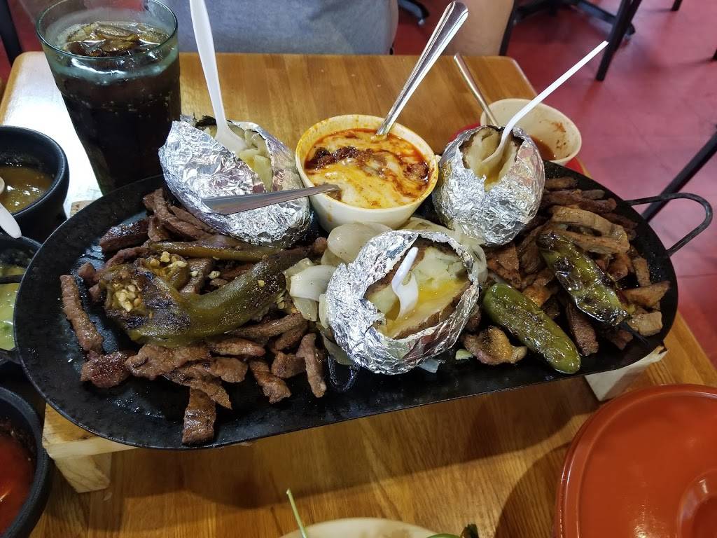 Tacos Toro Bronco | restaurant | 6065 Montana Ave, El Paso, TX 79925, USA | 9152342442 OR +1 915-234-2442