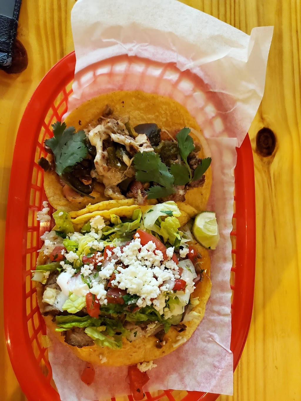 Black Rooster Taqueria | restaurant | 3097 Curry Ford Rd, Orlando, FL 32806, USA | 4072860508 OR +1 407-286-0508