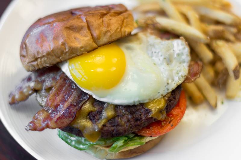 Reserve 22 | restaurant | 485 Winchell Way, Glen Ellyn, IL 60137, USA | 6304695550 OR +1 630-469-5550